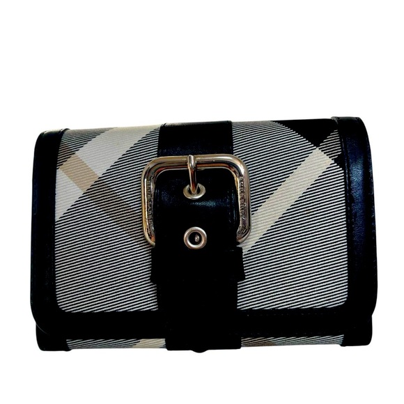 Burberry Key Holder with Box-Like New - Picture 1 of 5